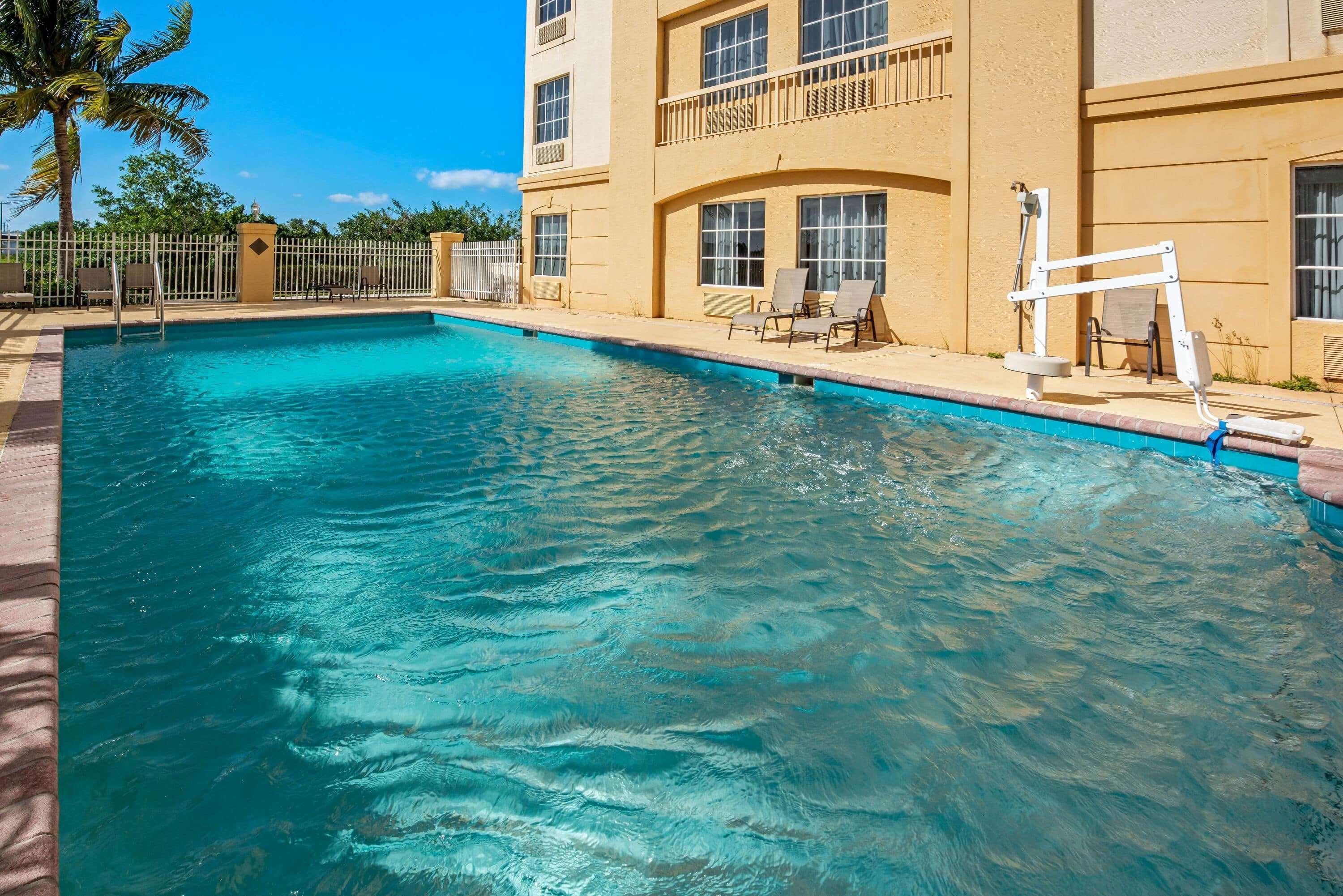 La Quinta By Wyndham Ft. Pierce Hotel Fort Pierce Exterior foto